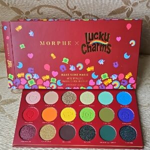 Morphe x Lucky Charms Eyeshadow Palette in with Multicolor Shades